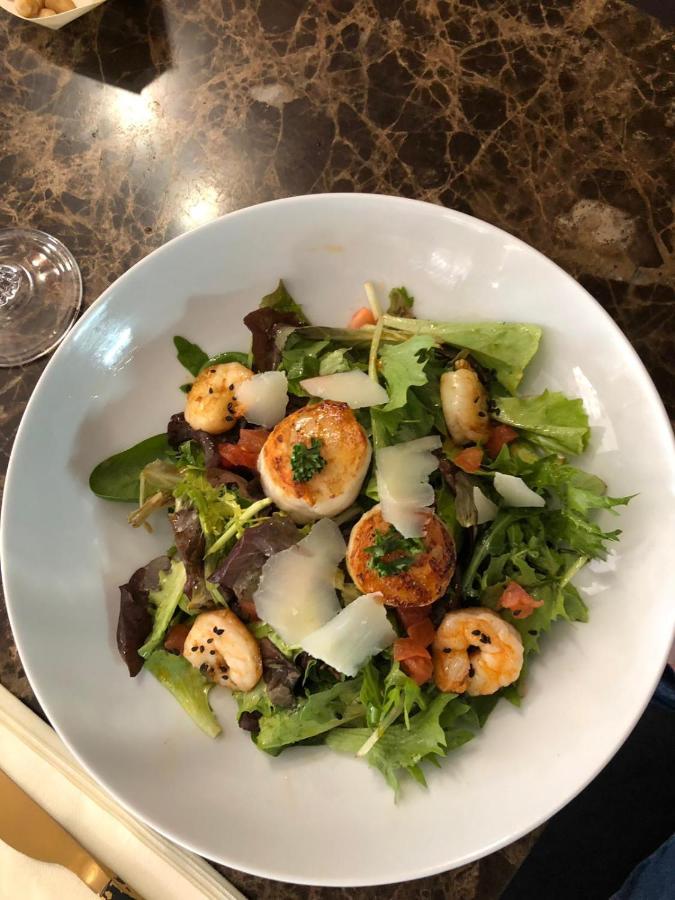 Avocado Restaurant
