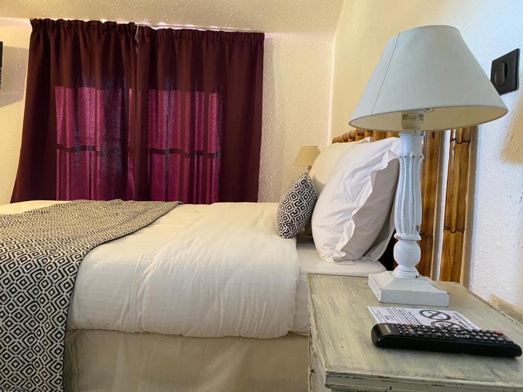 Avocado Restaurant Hotel 2*